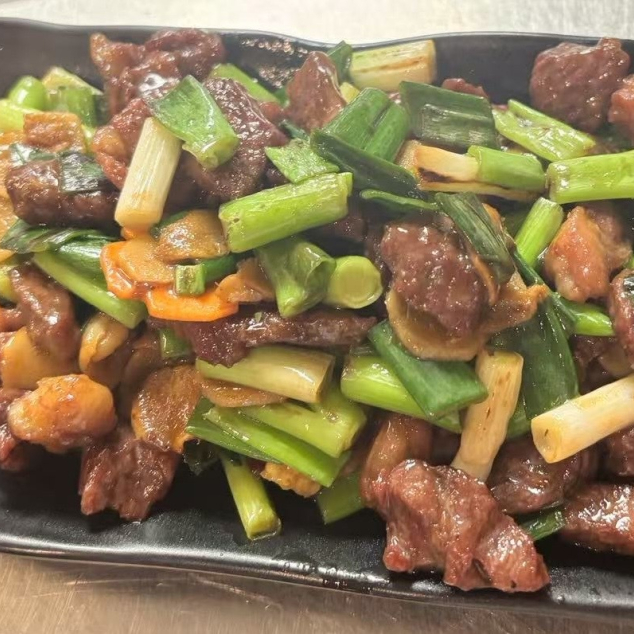 姜葱羊肉 lamsvlees met gember en bosuien